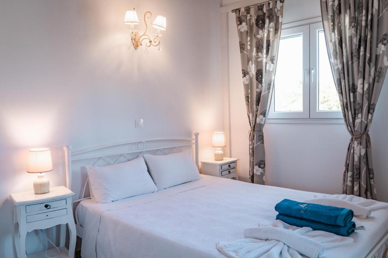 Apartment Sofia - Beachfront Agios Spyridon  エクステリア 写真